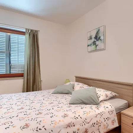 Feriehus Mit Gym, Privatpool, Bbq