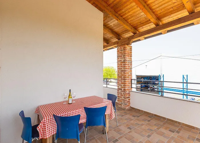 Mit Gym, Privatpool, Bbq