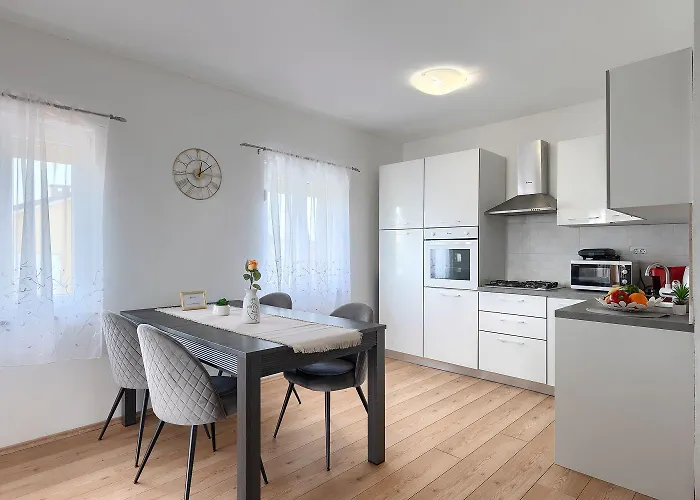 Mit Gym, Privatpool, Bbq Vikendica