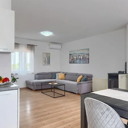 Casa vacanze Mit Gym, Privatpool, Bbq Pola