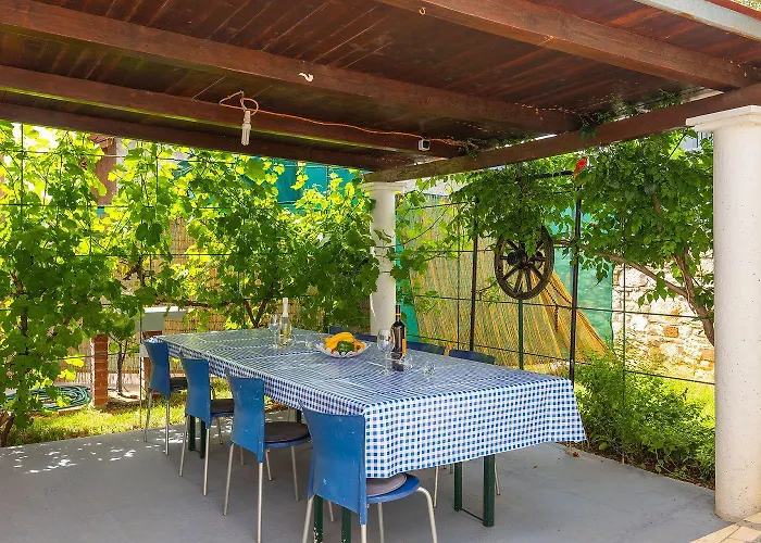 Holiday home Mit Gym, Privatpool, Bbq Pula