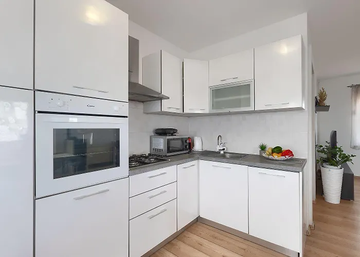 Mit Gym, Privatpool, Bbq Holiday home *